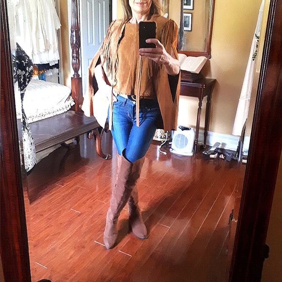 Over.the knee brown boots - Picture 2 of 8